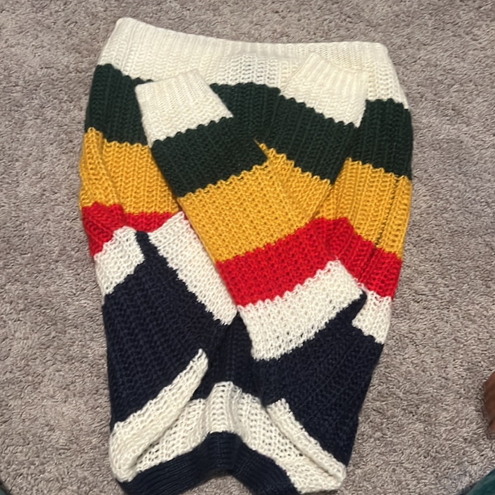 Sweater - Picture 2 of 2